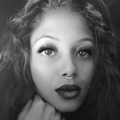 • Mauritian 🤍-Centered Multi-Passionate ☥ • Singer🎤 • Actress • Voice-Actress🎙️• 🇷🇪🇹🇴🇨🇵🇩🇪🇿🇦🇸🇨
• I LOVE YOU, YOU'RE PERFECT, NOW CHANGE 🎭🎶 ↓
