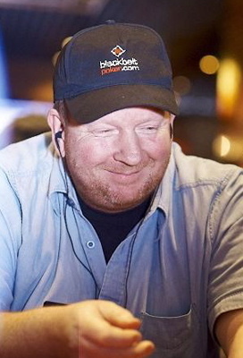 Mid 50s Poker Lover , loving life and always keen to carry on learning.