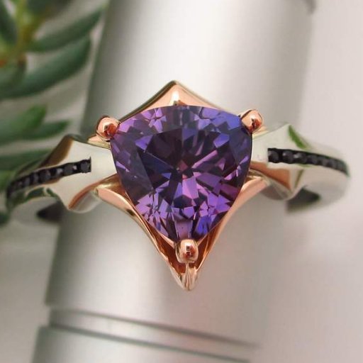 Fine jewelry designer specializing in custom engagement rings and gemstone stud earrings. #engagementrings @ https://t.co/WfRyZRVXLd Fan of cancelled TV shows.