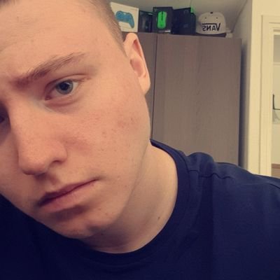 Sander | 18 y/o | iiNamedSander |