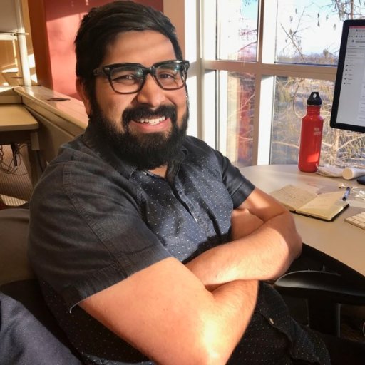 Digital marketer. Husband of @TalkBoxMom . My loves: wife & 2 kidos, traveling, languages & Disneyland. Currently exploring : Dallas, TX