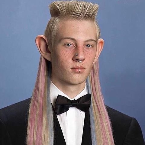 deszirmoa's profile picture. 