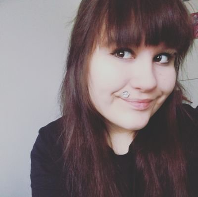 Pampula234's profile picture. Chocolate is salad 🐻☕