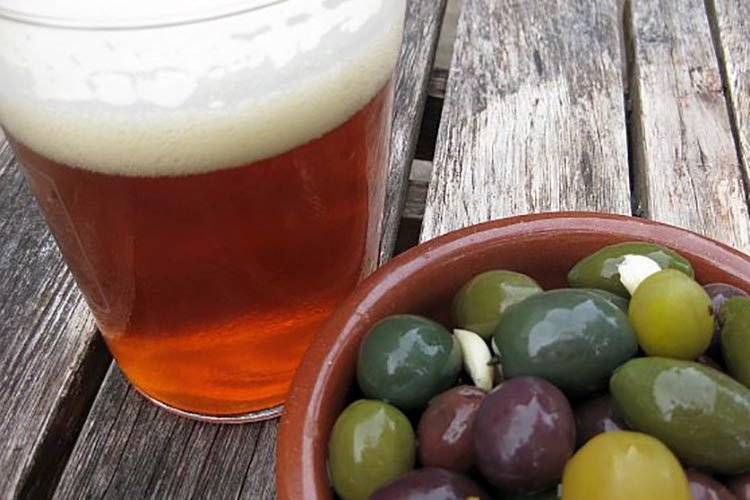 Informático - motos y la cerveza artesanal -
De River y de Chacarita de Aimogasta
La Rioja
Facebook: indaliciodeaimogasta