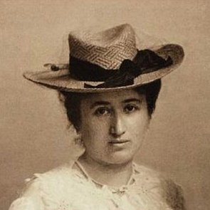 YGKCommunists's profile picture. 