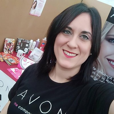 Ruth Avon La Felicidad Si Existe Esta En Ti Puedes Ser Feliz Contigo Misma Con Lo Que Tienes Disfrutar Los Detalles No Existe La Felicidad Absoluta Siempre Hay Cosas Q