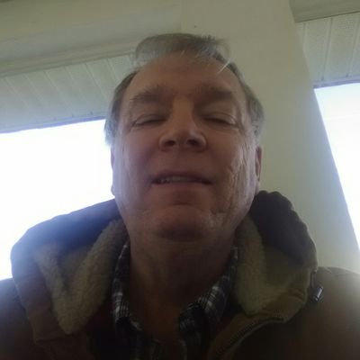 Born in Chanute, Kansas grew up in Iowa. Work at Walmart and in a relationship.