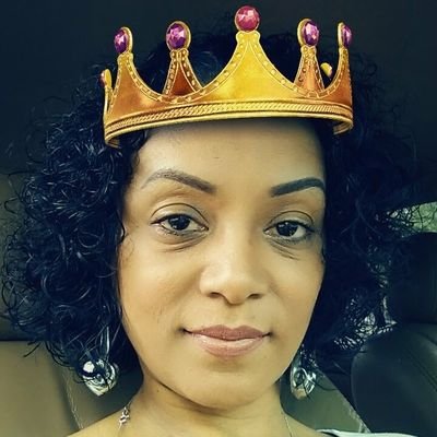 DRLtoons All-Star
Mother. Sister. Daughter. Lover. Artist. Model.
The Queen of Hearts 👑 ♥️♥️♥️