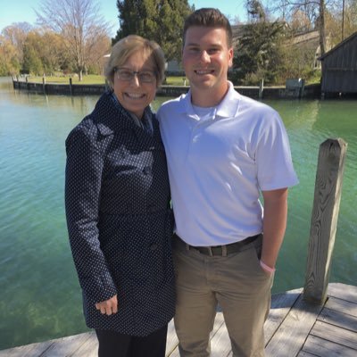 lancerson23's profile picture. Snapchat: lancerson23                    GVSU