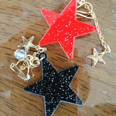 ユキニョの取引垢です。成人済。家族に喫煙者有り、ペットなし。
深夜の返信が多いです。ご了承ください。
※バグで通知が入らない場合があるようなので、2日以上反応がなければ恐れ入りますが別垢(りとりん参照)へお願いいたします。
