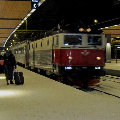 Statistiska faktapärlor och tankar om det svenska transportsystemet. Twittrar gör Martin Gunnarsson Kulldorff.