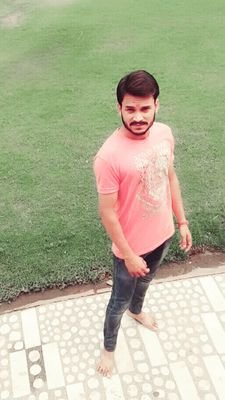 AakashTh0128's profile picture. 