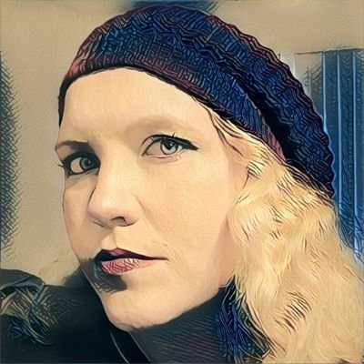 Author, freelance writer, poet, artist, humorist, lover of books. Originally from Florida, now exploring the Great White North.