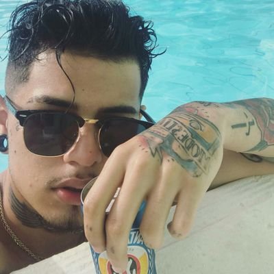 Fã clube especialmente para Bruno Maquiny🍀
Ser fã é agradecer pela existência de alguém quando talvez ele nem saiba da sua🌻