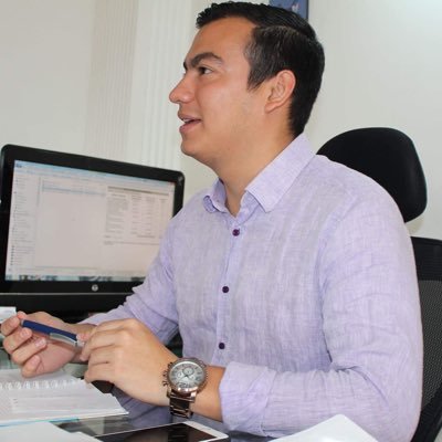 CamiloDuran13's profile picture. Ex Concejal; Abogado, Esp Gobierno, Gestión y Desarrollo Regional y Municipal; Amante de la Política, Fútbol y el aprendizaje!