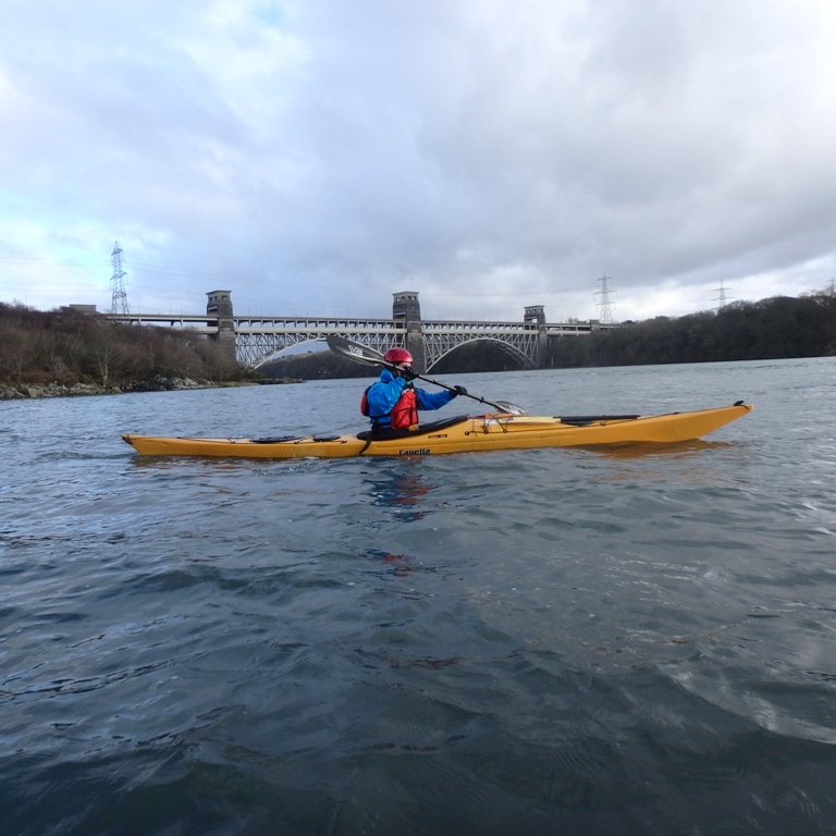 Guided tours and coaching: Exploring wildlife and history by sea kayak.  Teithiau tywys: Darganfod bywyd gwyllt a hanes o geufad môr. https://t.co/cNovakfwp7