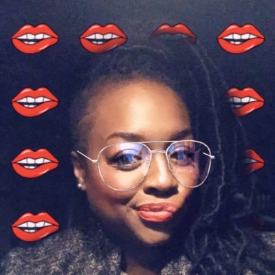Personal Cook 👩🏾🍳 | Mother of 5 | His Wife 💜👰🏾Loving nations of people through food 💵💋👠