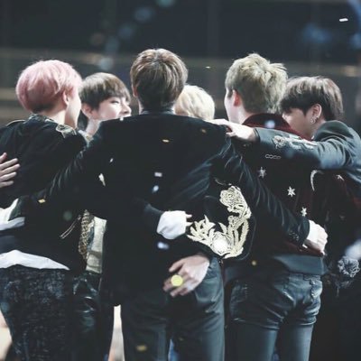 Chicago A.R.M.Y. Eng/Esp #LoveYourself #LoveMyself #SpeakYourself | https://t.co/cVYsRG5ESL | Follow š @bts_twt
