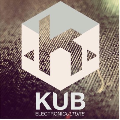 KUB est une association basée à St Brieuc ayant pour but de promouvoir les DJs et producteurs de musiques électroniques de la région.