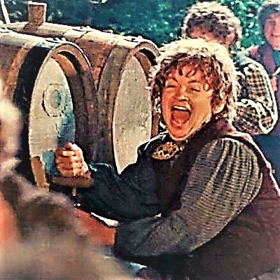 Carbonero. Papá. Del Buceo y residente del Carozo. Camino como un Hobbit. Zurdito.