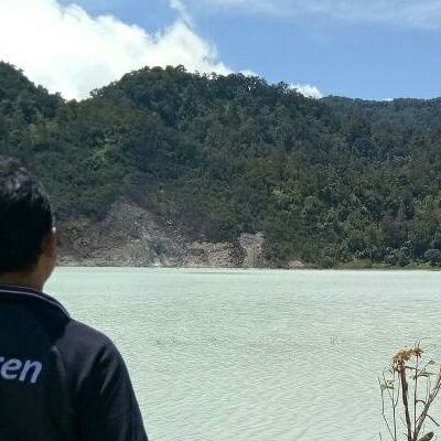 imansantika's profile picture. the simple man