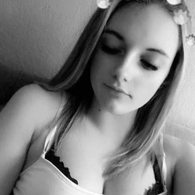 Emily26885124's profile picture. 