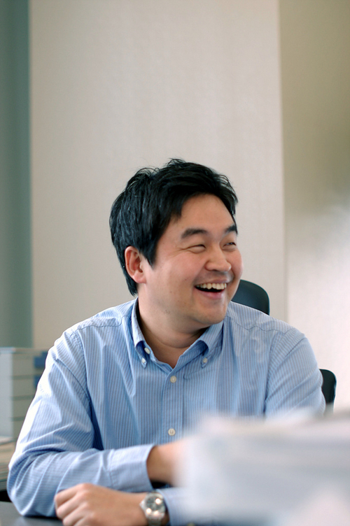 logicap's profile picture. (주)엔트리브소프트 CEO. 자랑스러운 게임회사와 창의적인 협력(Creative collaboration)을 지향. 든든한 두아들과 이쁜 공주님의 아빠 그리고 어여쁜 여인의 남편