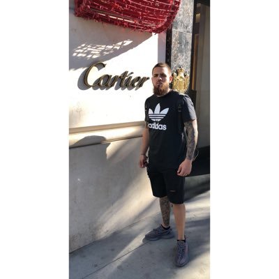 bdc_chris's profile picture. once you stop chasing the wrong things, the right things catch you