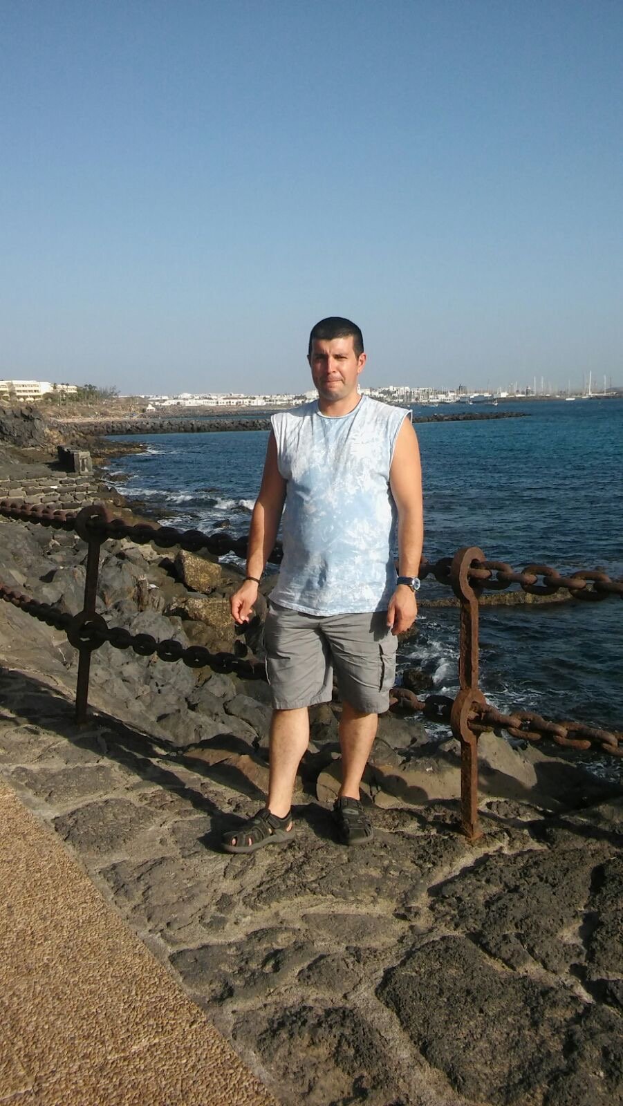 ModiaPena's profile picture. 