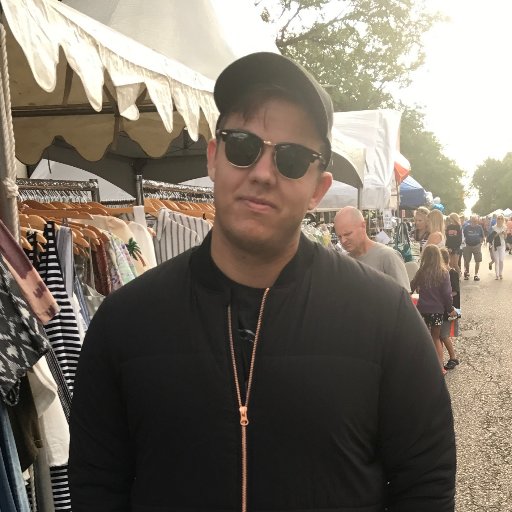 ChillestMac's profile picture. Python Coder🐍
RE Broker🏡
Intrigued by projects that bring good to others.