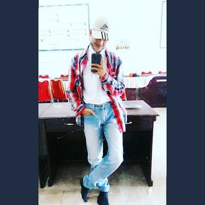 IbnuDarwis's profile picture. Anonymous..~