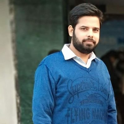 ashuthesimpleon's profile picture. #banker