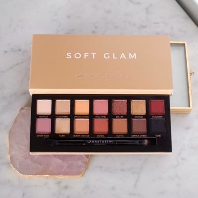 thespectator_la's profile picture. 