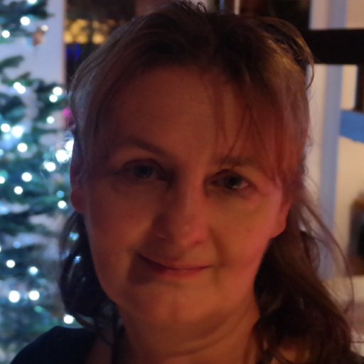 Iwona12188995 Profile Picture