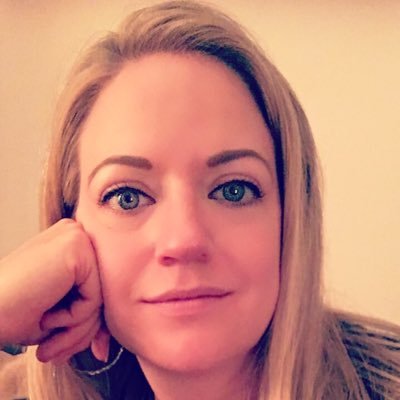 laurariess's profile picture. Project Manager and content lover