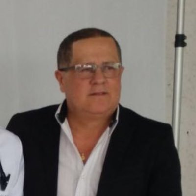 Historiador, Escritor, Mestre-Macon. Adoro o Terceiro Setor. So posso ser feliz , quando todos os meus semelhantes forem Felizes.