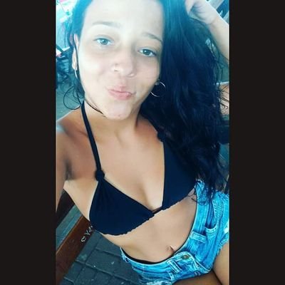 Facebook: Giovanna Saraiva
Instagram: Saraiva Giovanna
Tourina:♉
Estudante :🙂
Idade:17anos😊
Estou apaixonada pela vida 🎶❤