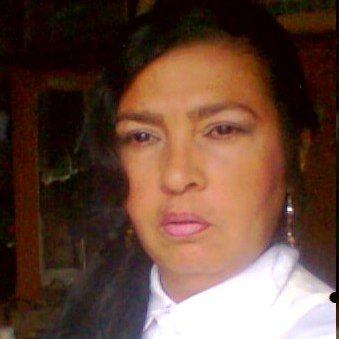 justa amante de la paz defensora de los derechos humanos % , del medio ambiente de los animales.