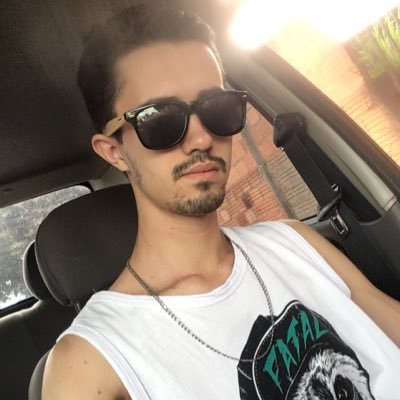 lucasfe21427131's profile picture. 