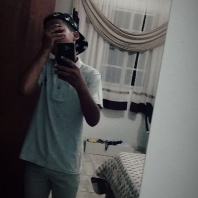 hackerpro2e's profile picture. Youtuber  Que Grava Vlogs/😍 Amuh Lasanha/😀 Solteiro Nunca/ 😁 Canal Pequeno/ ❤ Inspirações @caracolraivoso @cocielo/ Cabou 😑