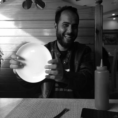 Basitlk's profile picture. Cinematographer, Photographer, sound recordist, sound editor, Alum @IndianExpress| Alum fellow @YouthKiAwaaz, Mass communication @JamiaMilliaIslamia