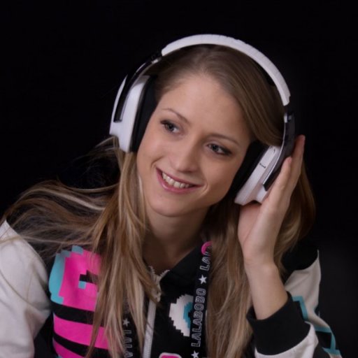 Picnic44's profile picture. System Designer @ Infinity Ward 💙 Game dev. 💚 Kitties 💜 Vegan life 💛 she/her