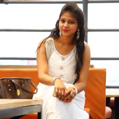 •A software Engineer 👩🏻🎓•happy soul 🔮•chocholic🍫•shopaholic🛍• hyderabadi🇮🇳
