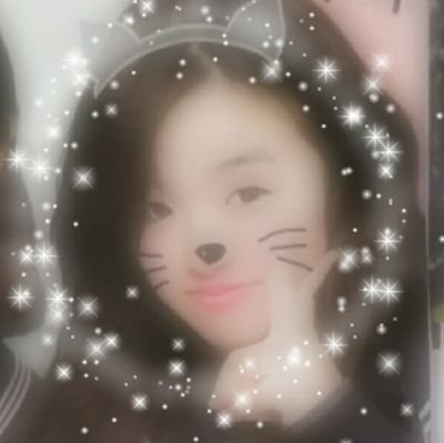 ariketo__hana's profile picture. ♡YouTube→Hana.xx04115コトはなです!

♡本アカもあります。
♡基本的にYouTubeのことしか載せません。
♡YouTubeで絡んでる人のLINE交換はこっちでさせてもらいます！
♡良かったらDMで話しませんか？
♡#有山橙地♡#えるンバ♡#アイクルシイ♡4L