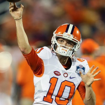 Tucker Israel At Ti8 Twitter