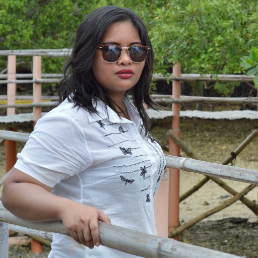 ItsCindyMones's profile picture. I am funny person, I'm like the water in the ocean, I always go with the flow ;)

Into food and travel.