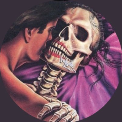 lonergarage's profile picture. my eyes look like my heart fell asleep.