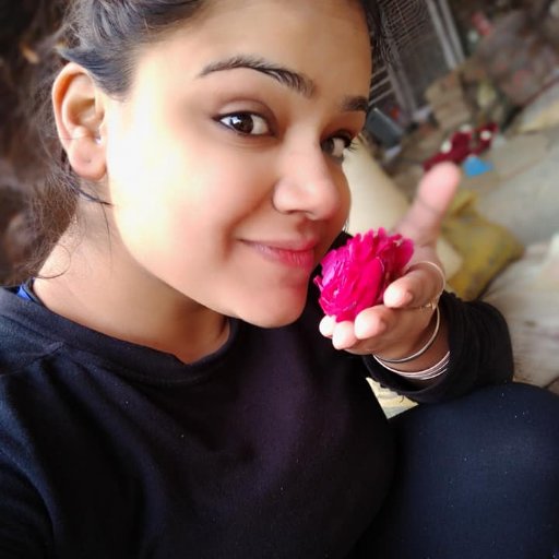 shreyameet7's profile picture. 