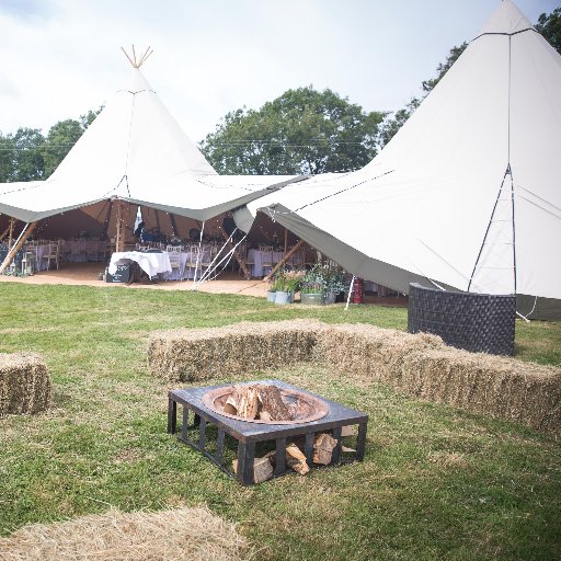 Traditional tipis- perfect for birthdays, weddings, garden parties..Make your special day one to remember.
We supply the tipi, you fill it with love 💜💛💚