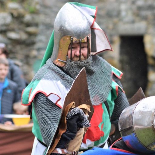 A bilingual medieval re-enactment society based in and around Harlech, Gwynedd. A small group of enthusiastic reenactors.